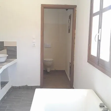 Arkasasuiteannada4 With Optional Int Jacuzzi Apartman Arkásza